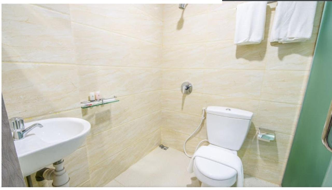 Osaka Hotel Batam Nagoya Dış mekan fotoğraf
