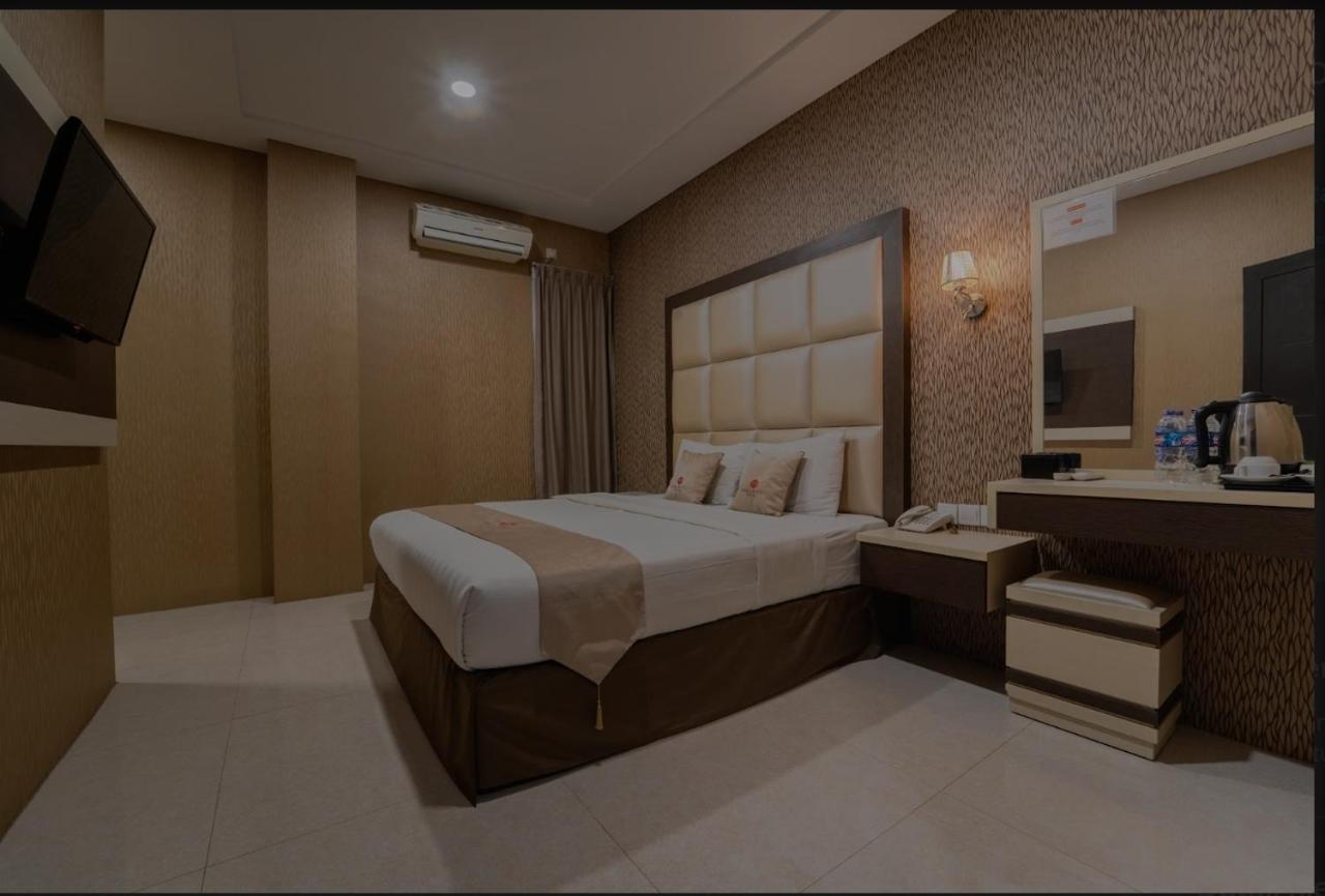 Osaka Hotel Batam Nagoya Dış mekan fotoğraf