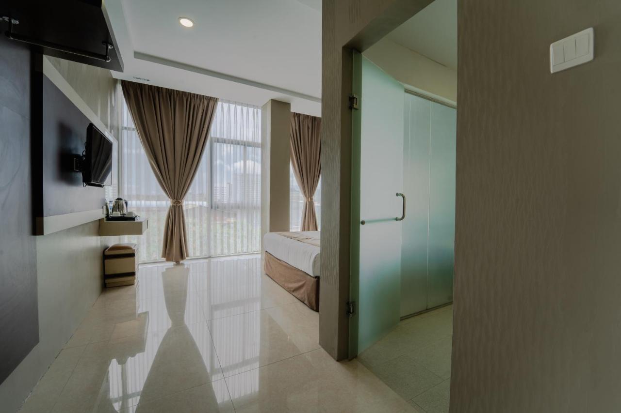 Osaka Hotel Batam Nagoya Dış mekan fotoğraf